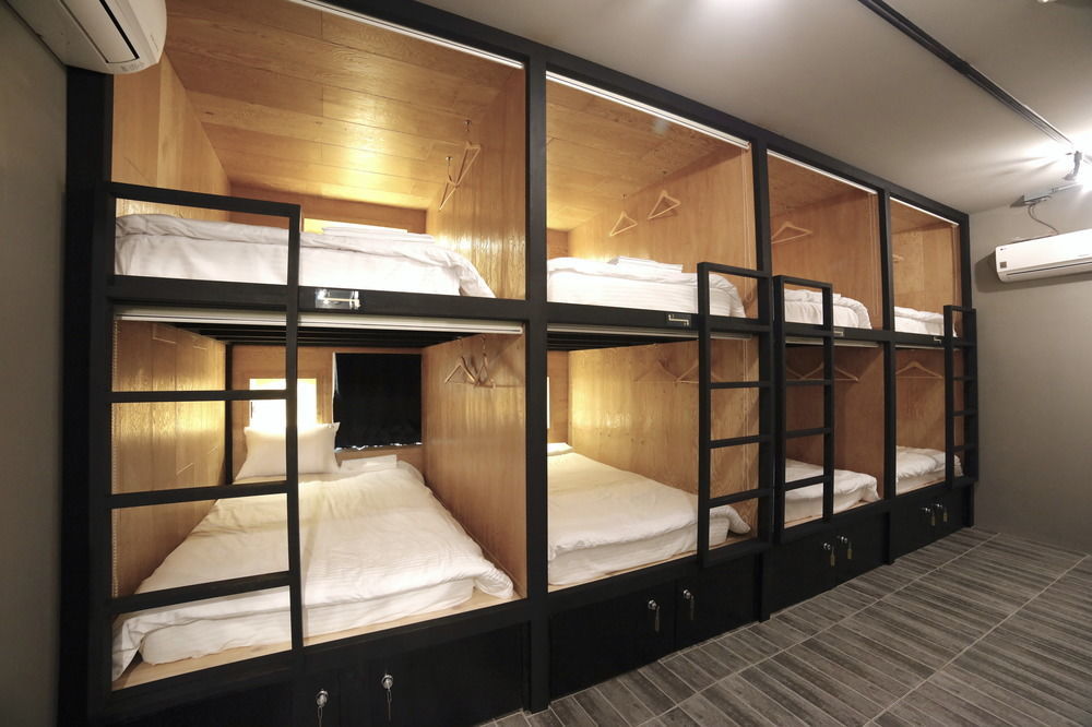 The Bay Guesthouse - Hostel Busan Bagian luar foto